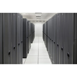 HPE ProLiant DL300 Gen10 Plus 2U 8SFF x1 Tri-Mode 24G U.3 BC Front Drive Cage Kit