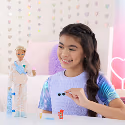 Barbie – Poupée Dream Besties Ken - Vue supplémentaire 2