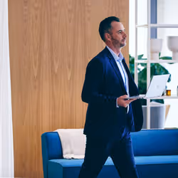 HP EliteBook x360 1040 G8 i5-1135G7 Hybride (2-en-1) 14"8 Go 256 Go SSD Windows 10 Pro Argent - Vue supplémentaire 14