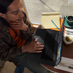Apple MacBook Pro Ordinateur portable 41,1 cm (16.2") Apple M M3 Pro 18 Go 512 Go SSD Wi-Fi 6E (802.11ax) macOS Sonoma Argent