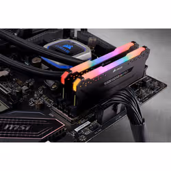 Corsair Vengeance CMW32GX4M2D3600C18 Barrette Mémoire 32 Go 2 x 16 Go DDR4 3600 MHz - Vue supplémentaire 4