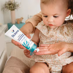 BIOLANE Crème Nourrissante et Hydratante 100 ml - Vue supplémentaire 2