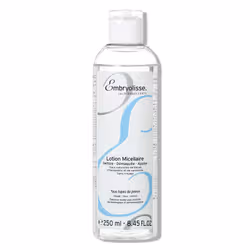L’eau micellaire Embryolisse Cleansers and Make-up Removers est enrichie en particules actives ultra-fines qui capturent les impuretés et les résidus lipidiques présents sur la surface de la peau. Grâce à ces particules