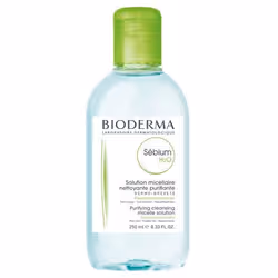 Avoir une peau parfaitement propre est essentiel pour votre beauté. L’eau micellaire nettoyante Bioderma Sébium H2O contient un ensemble de substances actives spécialement créé pour les besoins des peaux mates ou acnéiques. Elle régule aussi la formation de sébum et laisse la peau propre et fraîche.