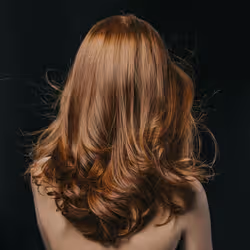 Soin Lavant Perfecteur de Couleur HAIR RITUEL by SISLEY 200ml - Vue supplémentaire 3