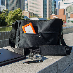 LaCie Rugged USB-C disque dur externe 2000 Go Orange, Argent