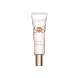 Le fond de teint n’est pas la seule chose qui détermine l’aspect parfait de votre peau tout au long de la journée. La base que vous appliquez d’abord sur la peau joue également un rôle important. La base Clarins SOS Primer lisse parfaitement la peau et la prépare pour les prochaines étapes du maquillage. Elle crée une couche uniforme qui