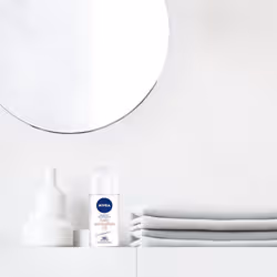 NIVEA Talc Sensation Femmes Déodorant roll-on 50 ml 1 pièce(s) - Vue supplémentaire 2
