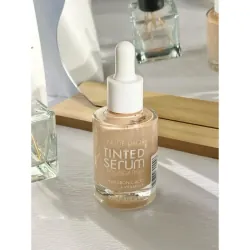 Catrice Nude Drop Tinted Serum Foundation teinte 020W 30 ml