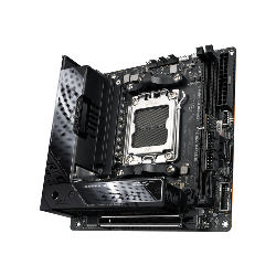 ASUS ROG STRIX X670E-I GAMING WIFI AMD X670 Emplacement AM5 mini ITX