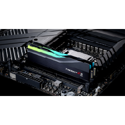 G.Skill Trident Z RGB Z5 Barrette Mémoire 32 Go 2 x 16 Go DDR5 5600 MHz