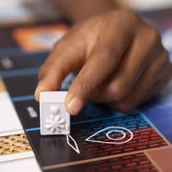 Monopoly Electronique Ultimate Rewards - Jeu De Societe - Jeu De Plateau - Version Française - Vue supplémentaire 9