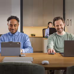 Logitech MX Anywhere 3S souris Droitier RF sans fil + Bluetooth Laser 8000 DPI - Vue supplémentaire 9