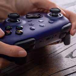 8Bitdo Ultimate 2 Wireless Violet Bluetooth/RF/USB Manette de jeu Analogique/Numérique Android, MAC, PC - Vue supplémentaire 7
