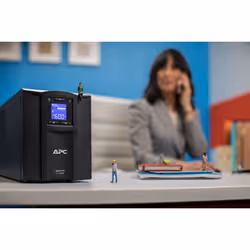 APC SMC1000IC alimentation d'énergie non interruptible Interactivité de ligne 1000 VA 600 W 8 sortie(s) CA (SMC1000IC) - Vue supplémentaire 8