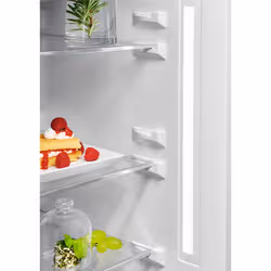 AEG RCB732E5MB réfrigérateur-congélateur Pose libre 331 L E Noir - Vue supplémentaire 4