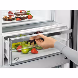 AEG RCB732E5MB réfrigérateur-congélateur Pose libre 331 L E Noir - Vue supplémentaire 6