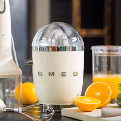 Smeg CJF01PBEU presse-agrume électrique 70 W Bleu - Vue supplémentaire 5