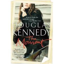 The Moment livre Anglais Livre broché 656 pages