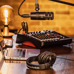 Audio-Technica AT2040 microphone Noir - Vue supplémentaire 2