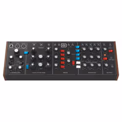 Behringer Model D