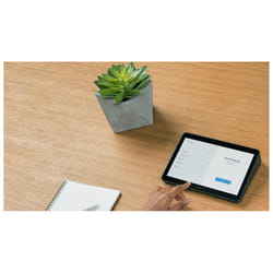 Contrôleur tactile Logitech Tap pour les salles de visioconférence (TAPMSTBASEI7ME)