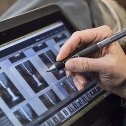 Wacom Cintiq Companion 2 tablette graphique Noir - Vue supplémentaire 4