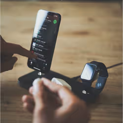 XtremeMac XMG-XM3-03 chargeur d'appareils mobiles Écouteurs, Smartphone, Smartwatch Noir USB Recharge sans fil Intérieure - Vue supplémentaire 4