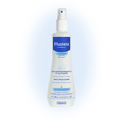Mustela Peau Normale Eau Rafraîchissante et Coiffante à l'Eau de Camomille Bio 200ml Mustela Peau Normale Eau Rafraîchissante et Coiffante à l'Eau de Camomille Bio 200ml