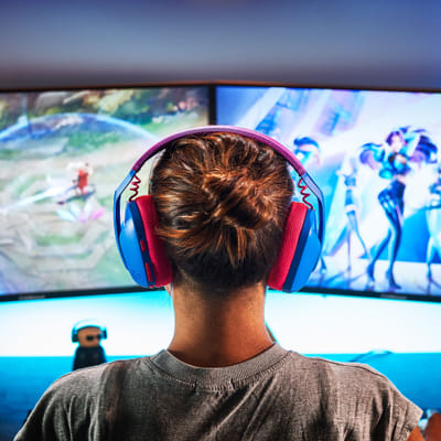 Logitech G G435 سماعات رأس لاسلكية للعب بلوتوث زرقاء