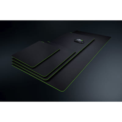 Razer Gigantus V2 - Medium Gaming Mouse Pad Black, Green