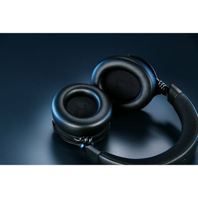 Razer Kraken V4 Pro Headset Wired & Wireless Gaming USB Type-A Bluetooth Black